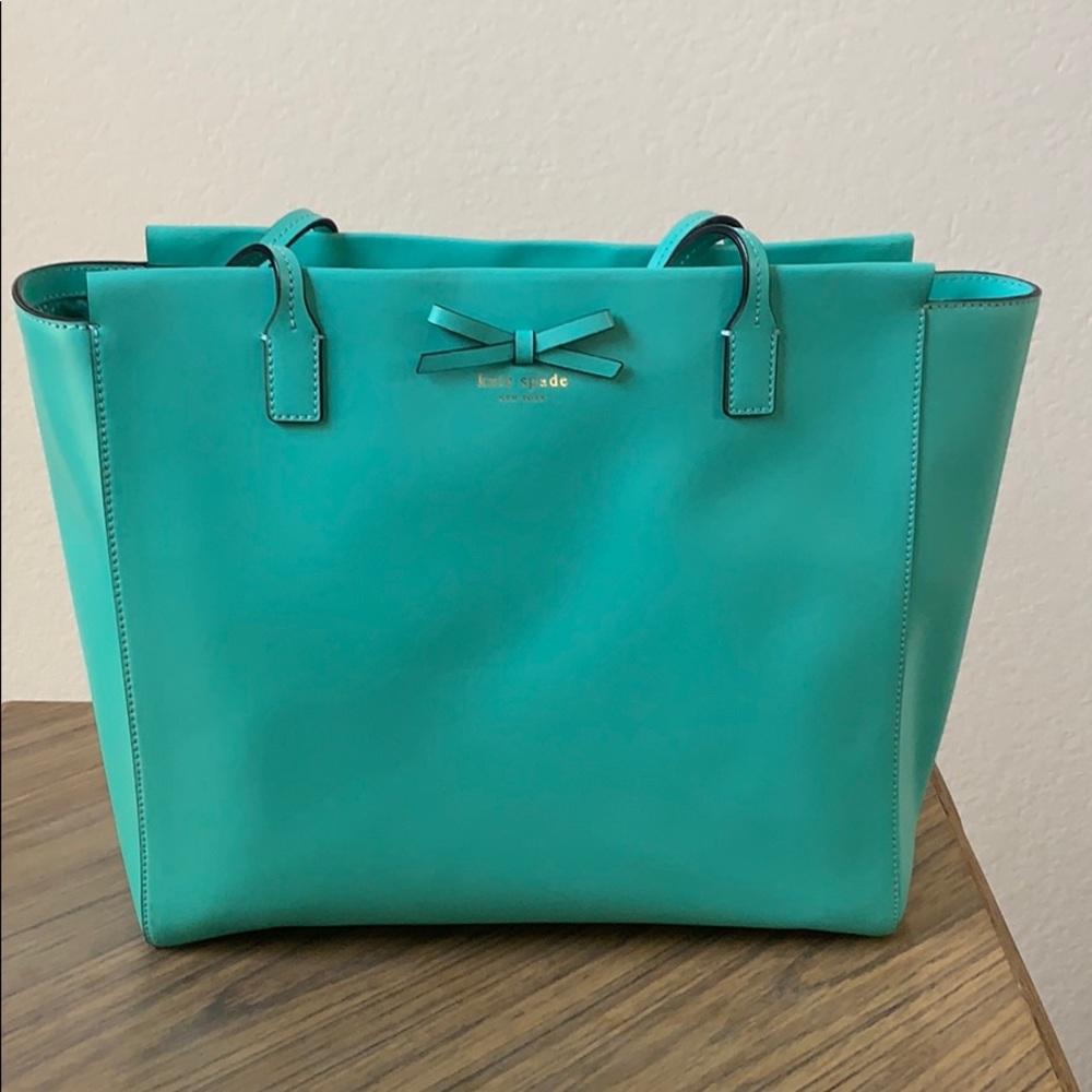 Brand New Authentic Leather Kate Spade Purse